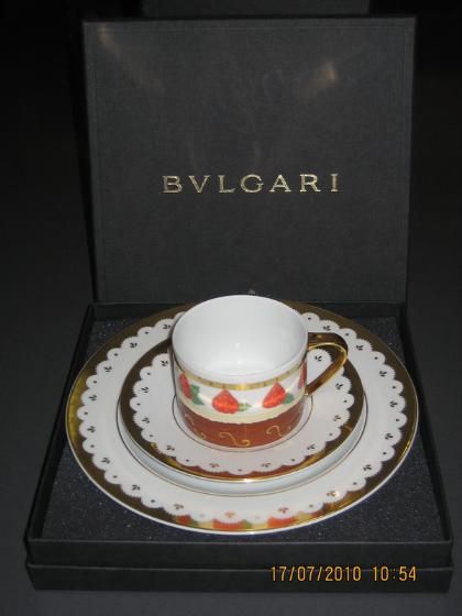 bulgari_teas_dobozzal.jpg bulgari_teas_dobozzal.jpg