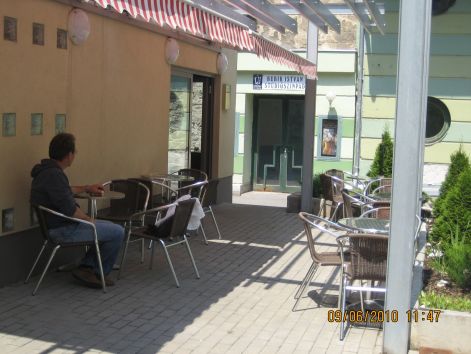 img_4904.jpg img_4904.jpg